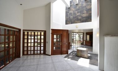 Linda casa en Bugambilias