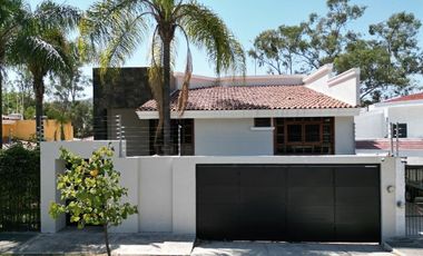 Linda casa en Bugambilias