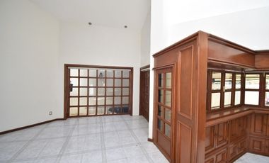 Linda casa en Bugambilias