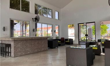 VENTA DE CASA EN VERSALLES , COSTA SUR, PH QUINTAS DE VERSALLES