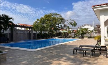 VENTA DE CASA EN VERSALLES , COSTA SUR, PH QUINTAS DE VERSALLES