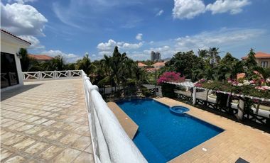 Casa de playa en venta en Coronado a pasos de la Sinagoga