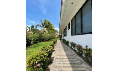 Casa de playa en venta en Coronado a pasos de la Sinagoga