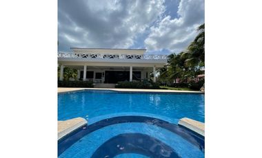 Casa de playa en venta en Coronado a pasos de la Sinagoga
