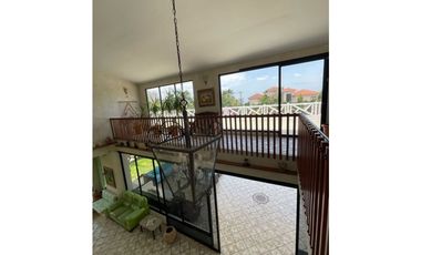 Casa de playa en venta en Coronado a pasos de la Sinagoga