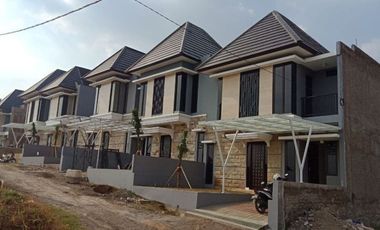 Rumah Mewah Murah Nuansa Villa dkt PEMKOT Cimahi