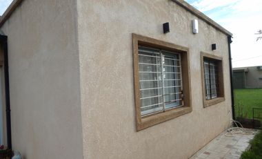 VENDE HERMOSA PROPIEDAD EN ZONA URBANA DE ANDINO DE 3 DORMITORIOS