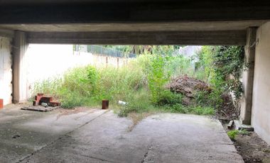 CASA DE USO COMERCIAL EN ALQUILER