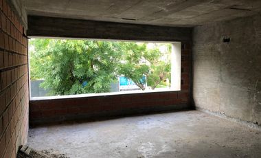 CASA DE USO COMERCIAL EN ALQUILER