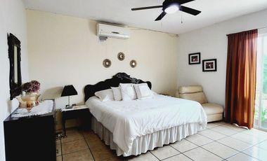 Casa en VENTA de 4 recamaras, amplios espacios y ventilacion Colonia ortiz rubio