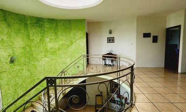 Casa en VENTA de 4 recamaras, amplios espacios y ventilacion Colonia ortiz rubio