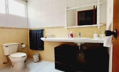Casa en VENTA de 4 recamaras, amplios espacios y ventilacion Colonia ortiz rubio