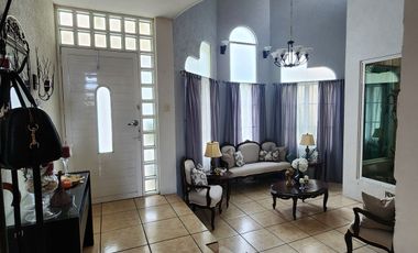 Casa en VENTA de 4 recamaras, amplios espacios y ventilacion Colonia ortiz rubio