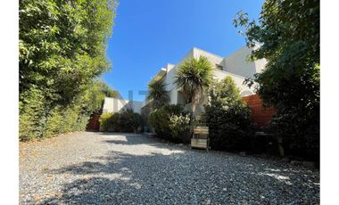 VENDO EXCLUSIVA CASA EN SANTA ELENA CHICUREO NORTE