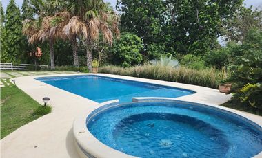 Hacienda Pacifica - 4 Bedroom Beach House with Pool