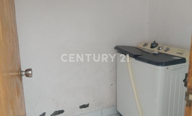 Rumah Unfurnished 1,5 Lt Di Perumahan Elite Taman Sakura Indah