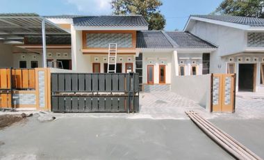 RUMAH MURAH DI MAGUWOHARJO VIEW SAWAH