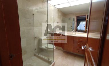 Se vende casa en condominio en Interlomas