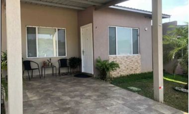 ALQUILO CASA EN ARRAIJAN COLINAS DE EVA 3R