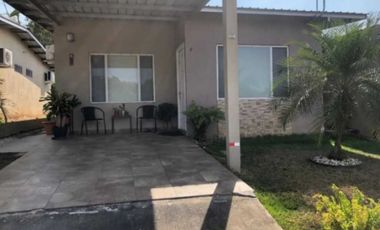 ALQUILO CASA EN ARRAIJAN COLINAS DE EVA 3R