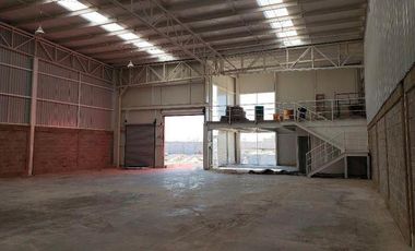 Bodega industrial en Venta en parque industrial cerca del Aeropuerto