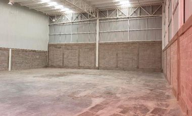 Bodega industrial en Venta en parque industrial cerca del Aeropuerto