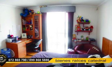 Casa de venta en Av. Ordoñez Lasso – código:16889