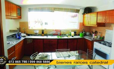 Casa de venta en Av. Ordoñez Lasso – código:16889
