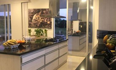 CASA DE LUJO EN VENTA CONJUNTO PALMA REAL, CARTAGENA.