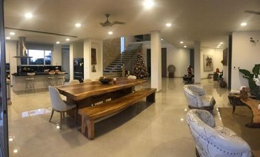 CASA DE LUJO EN VENTA CONJUNTO PALMA REAL, CARTAGENA.