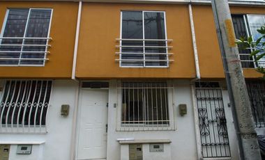 casa en arriendo en altavista. Cod A9091
