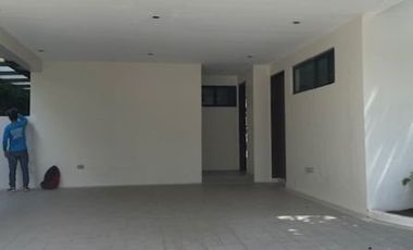 HOUSE AND LOT FOR SALE AT AYALA ALABANG