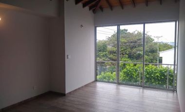 casa en venta en via al tennis. Cod V8934