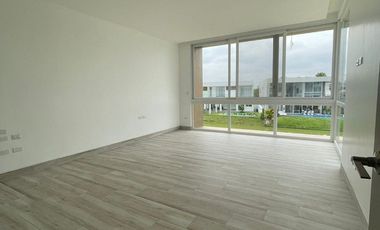 VENDO ELEGANTE CASA DE ESTRENO EN ISLA MOCOLI