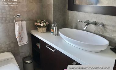 Departamento de Venta – Av. 10 de Agosto – 4 dormitorios máster, 3 terrazas, 4 garajes