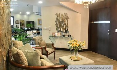 Departamento de Venta – Av. 10 de Agosto – 4 dormitorios máster, 3 terrazas, 4 garajes