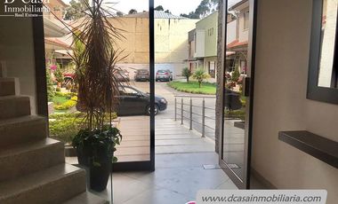 Departamento de Venta – Av. 10 de Agosto – 4 dormitorios máster, 3 terrazas, 4 garajes