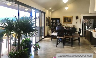 Departamento de Venta – Av. 10 de Agosto – 4 dormitorios máster, 3 terrazas, 4 garajes