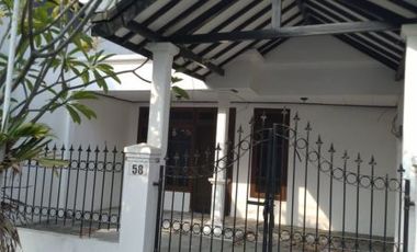Dijual & Disewakan Rumah Hadap Timur Di Jl. Raya Darmo Permai Selatan