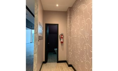 Local disponible para alquiler en Plaza Diamond - Obarrio