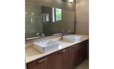 Se Alquila Linda casa en Panamá Pacifico