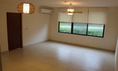 Se Alquila Linda casa en Panamá Pacifico