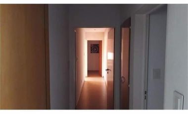 CASA MINIMALISTA 5 AMB, 260 M2, LOTE DE 50 X 52 MTS,