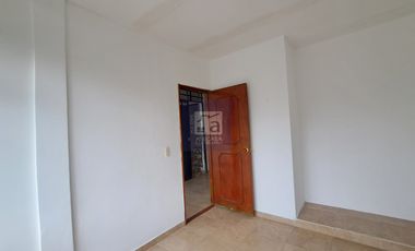 COD. 4298 - SE ARRIENDA APARTAMENTO - BARRIO: PORVENIR