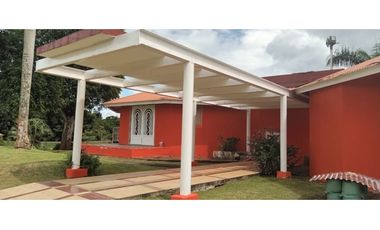 VENTA CASA CON TERRENO EN LA CHORRERA CERRO CAMA