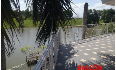 VENTA CASA CON TERRENO EN LA CHORRERA CERRO CAMA