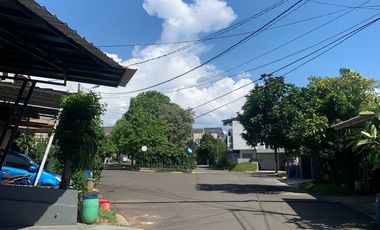 Rumah 2 Lt SHM 10 menit ke RSU Hermina Serpong Dibantu KPR J-45393