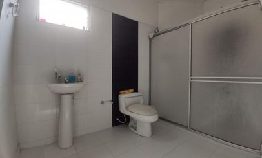 casa en venta en lleras restrepo. Cod V5709