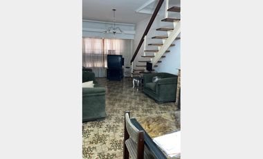 Casa  en Venta Ramos Mejia / La Matanza (B111 211)