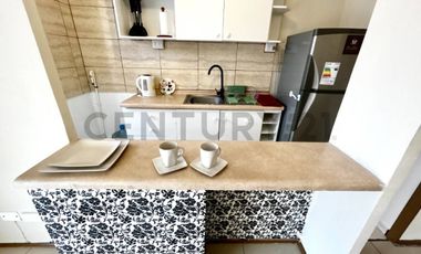 SE ARRIENDA HERMOSO DEPARTAMENTO AMOBLADO SECTOR SUR.